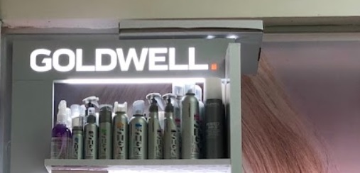 Electric hair: Jobel Salon