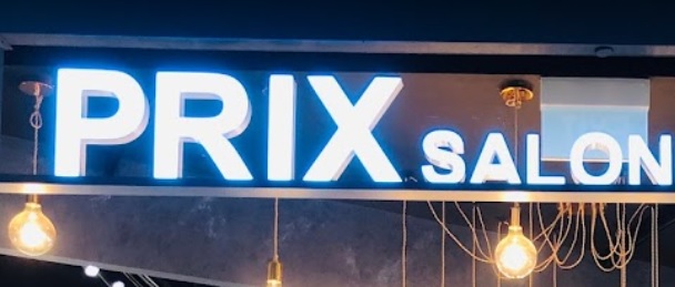 Electric hair: PRIX Salon